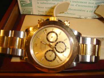 Photo: Sells Chronograph watch Men - ROLEX - DAYTONA