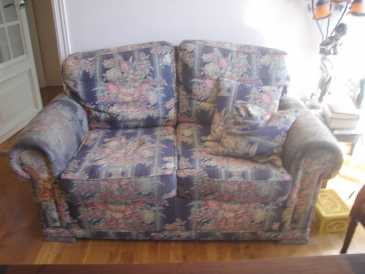 Photo: Gives for free Sofa for 2