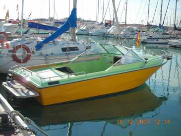 Photo: Sells Boat VENTURA