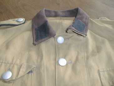 Photo: Sells Uniform Between 1917 and 1939
