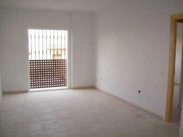 Photo: Sells 3 bedrooms apartment 61 m2 (657 ft2)