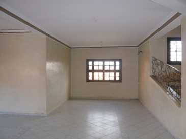 Photo: Sells House 300 m2 (3,229 ft2)