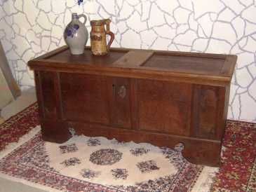 Photo: Sells Furniture BAROCKTRUHR UM 1700 JHD. - ORIGINAL EICHE GEWACHST,NEU RESTAURIERT