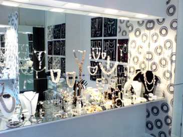 Photo: Sells Precious jewel With pearl - Women - TRESOR SECRET - BIJOUX EN PERLES DE CULTURE, MARQUE TRESOR SECRET
