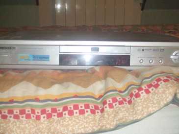 Photo: Sells DVD player / VHS recorder SAMSUNG - LECTEUR DVD