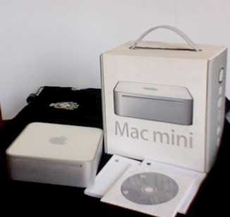Photo: Sells Office computer MAC