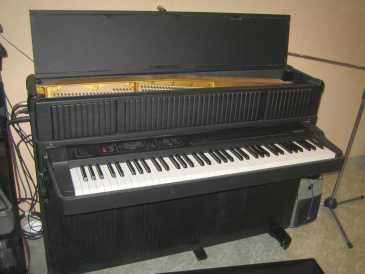 Photo: Sells Digital piano YAMAHA - CP 60M