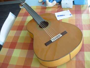 Photo: Sells Guitar VALERIANO BERNAL - MAESTRO