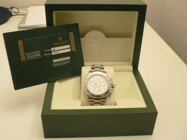 Photo: Sells 2 Chronographs watches Men - ROLEX - DAYTONA 116520
