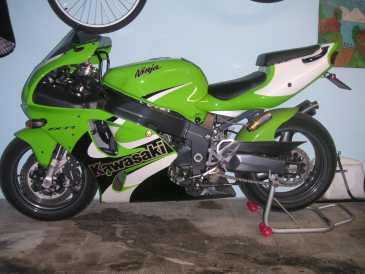 Photo: Sells Motorbike 750 cc - KAWASAKI - ZX 7R NINJA