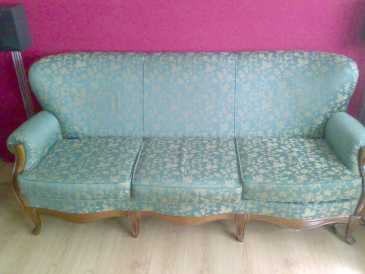 Photo: Sells 2 Sofas fors 3