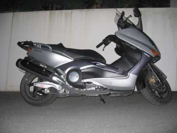 Photo: Sells Motorbike 500 cc - YAMAHA - T MAX