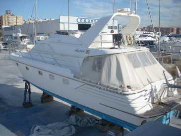 Photo: Sells Boat BEAUX SUNQUEST 53