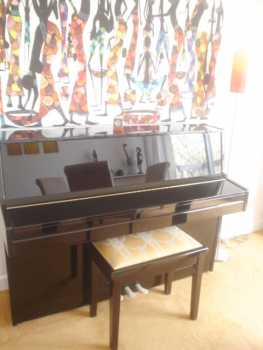 Photo: Sells Upright / vertical piano FURSTEIN - PIANO DROIT LAQUE NOIR