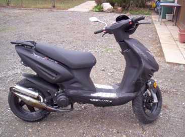 Photo: Sells Scooter 50 cc - KEEWAY - FACT_50