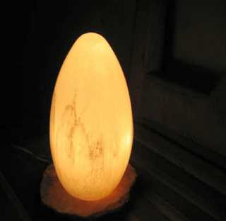 Photo: Sells Lamp LAMPES