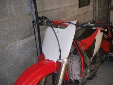 Photo: Sells Motorbike 250 cc - HONDA