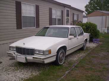 Photo: Sells Collection car CADILLAC - Deville