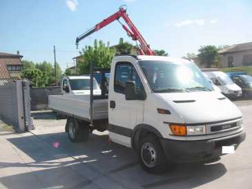 Photo: Sells Truck and utility IVECO - IVECO DALY 35 C 9