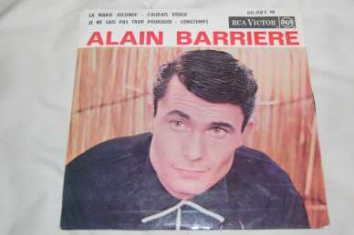 Photo: Sells Vinyl 45 rpm International music - LA MARIE JOCONDE - ALAIN BARRIERE