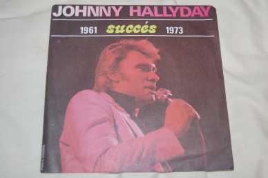Photo: Sells Vinyl 45 rpm International music - 1961-1973 SUCCES - JOHNNY HALLYDAY