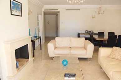 Photo: Sells 3 bedrooms apartment 183 m2 (1,970 ft2)