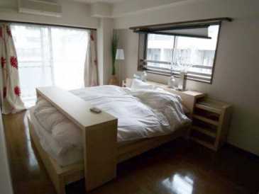 Photo: Rents 2 bedrooms apartment 84 m2 (904 ft2)