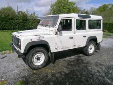 Photo: Sells FWD car LAND ROVER - Defender
