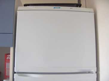 Photo: Sells Electric household appliance CURTISS - 320 LITRES