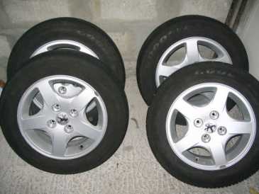 Photo: Sells Parts and accessories PEUGEOT - 175/65 R14