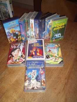 Photo: Sells 12 VHS Animation - Animated drawings - BAMBI-ARISTOCHATS-BELLE ET LE CLOCHARS ECT... - WALT DISNEY