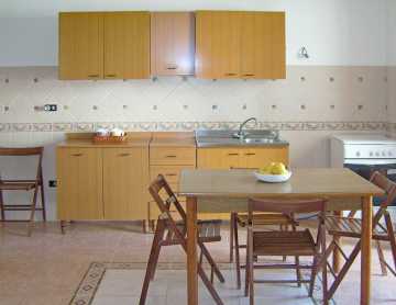 Photo: Rents 6 bedrooms apartment 130 m2 (1,399 ft2)