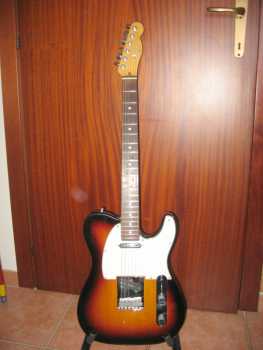 Photo: Sells Guitar FENDER - TELECASTER STANDARD 1988