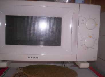 Photo: Sells Electric household appliance SAMSUNG - 800W