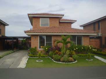 Photo: Sells House 154 m2 (1,658 ft2)