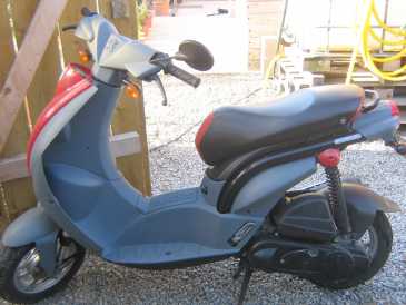 Photo: Sells Scooter 50 cc - PEUGEOT - LUDIX DEUX PLACES