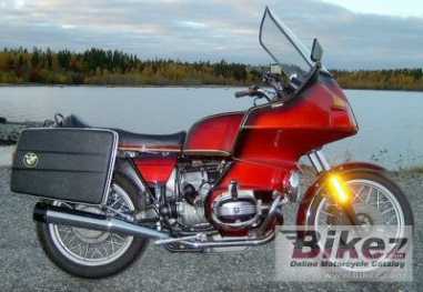 Photo: Sells Motorbike 1000 cc - BMW - R100 RT