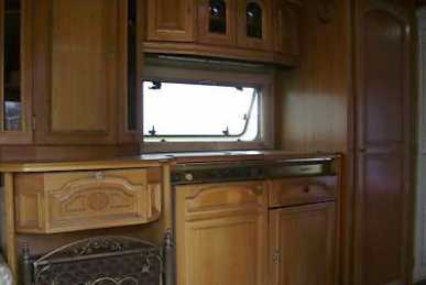 Photo: Sells Caravan and trailer TABBERT - BARONNESSE 630